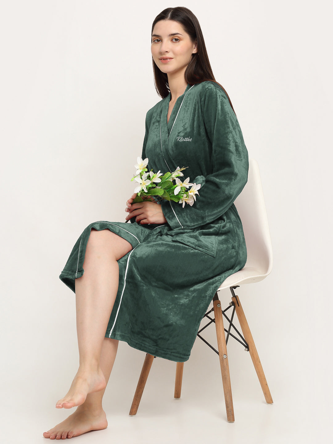 Klotthe Women Green Solid Wool Bath Robe With Belt