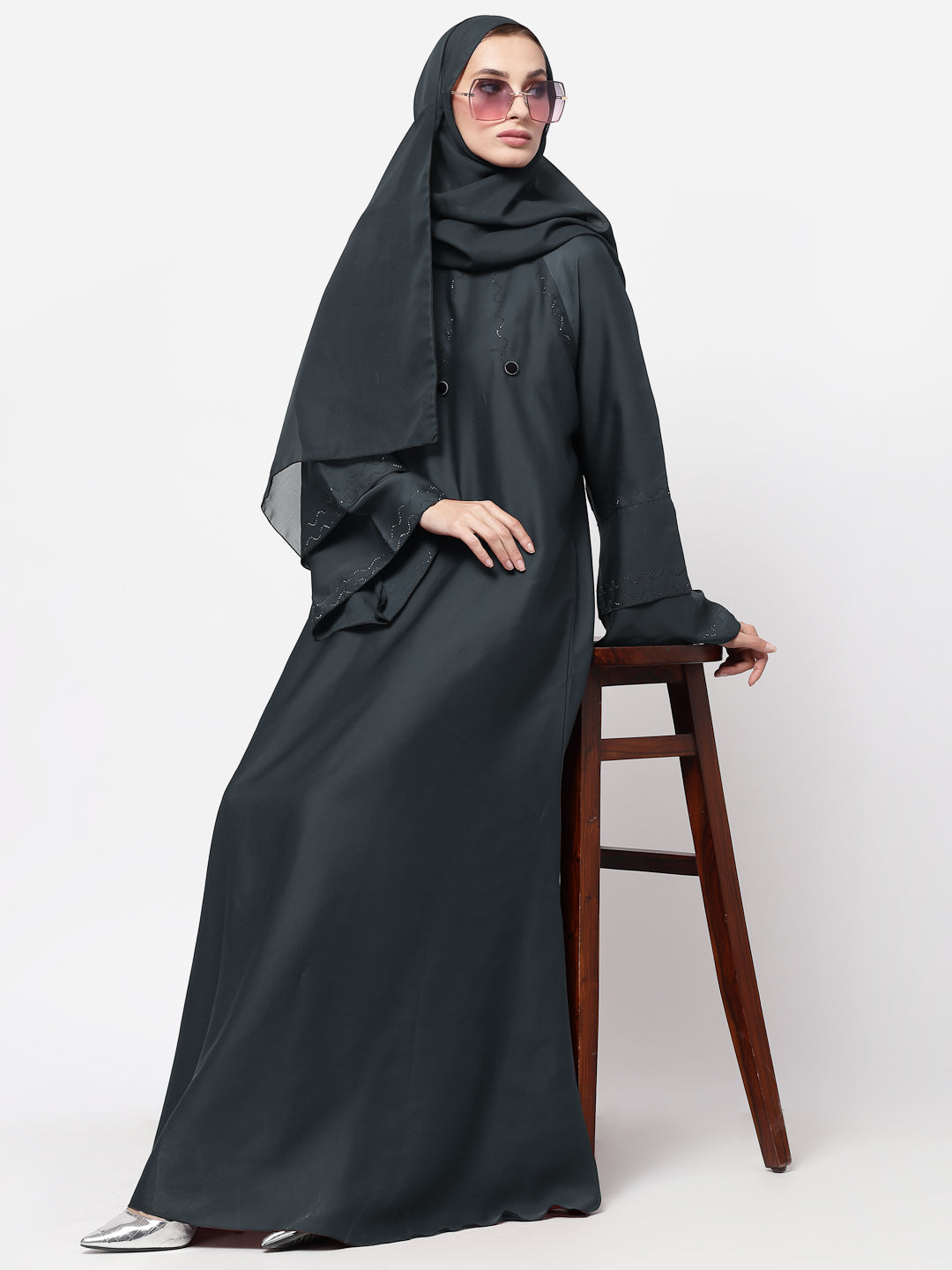 Klotthe Women Grey Embellished Burqa With Scarves