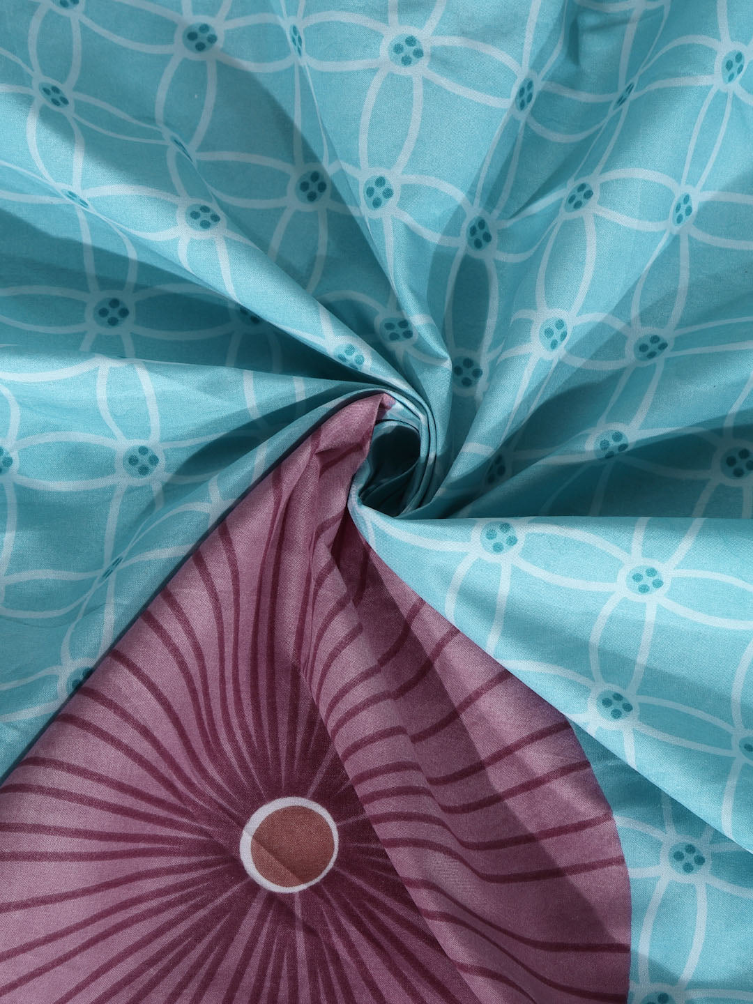 Klotthe Multi Floral 300 TC Cotton Blend Elasticated Double Bedsheet with 2 Pillow Covers