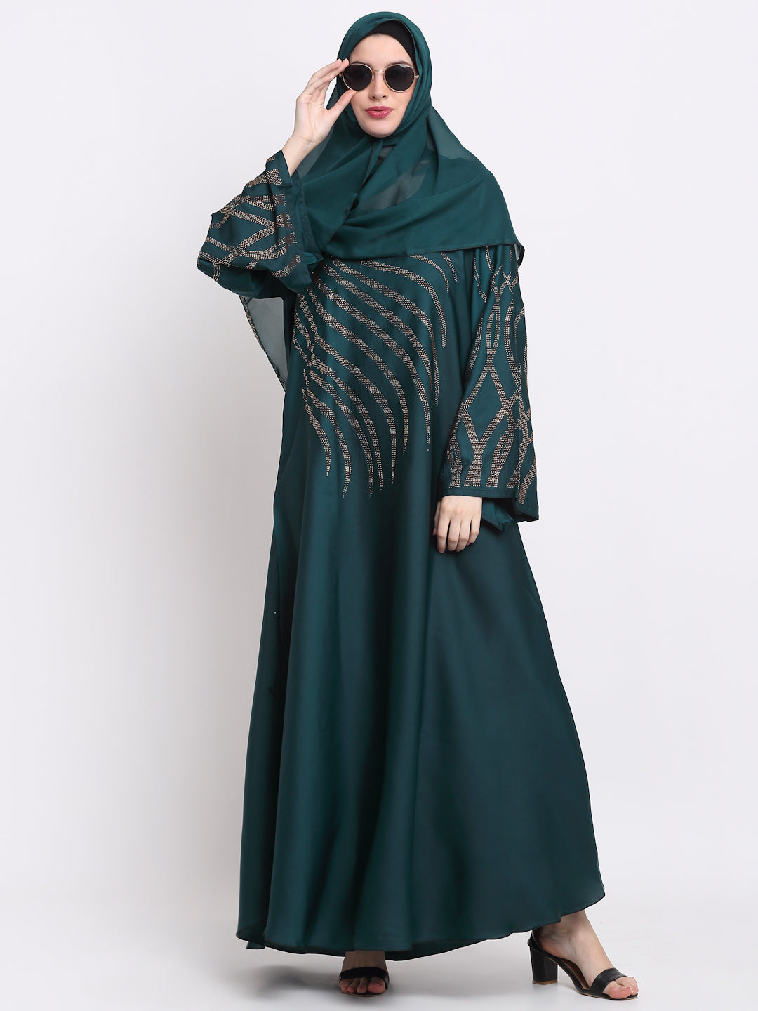 Klotthe Women Green Embellished Burqa With Scarves