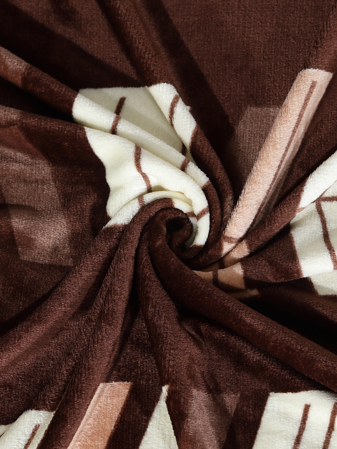 Klotthe Brown Printed Woolen Double Bed Sheet with 2 Pillow Covers