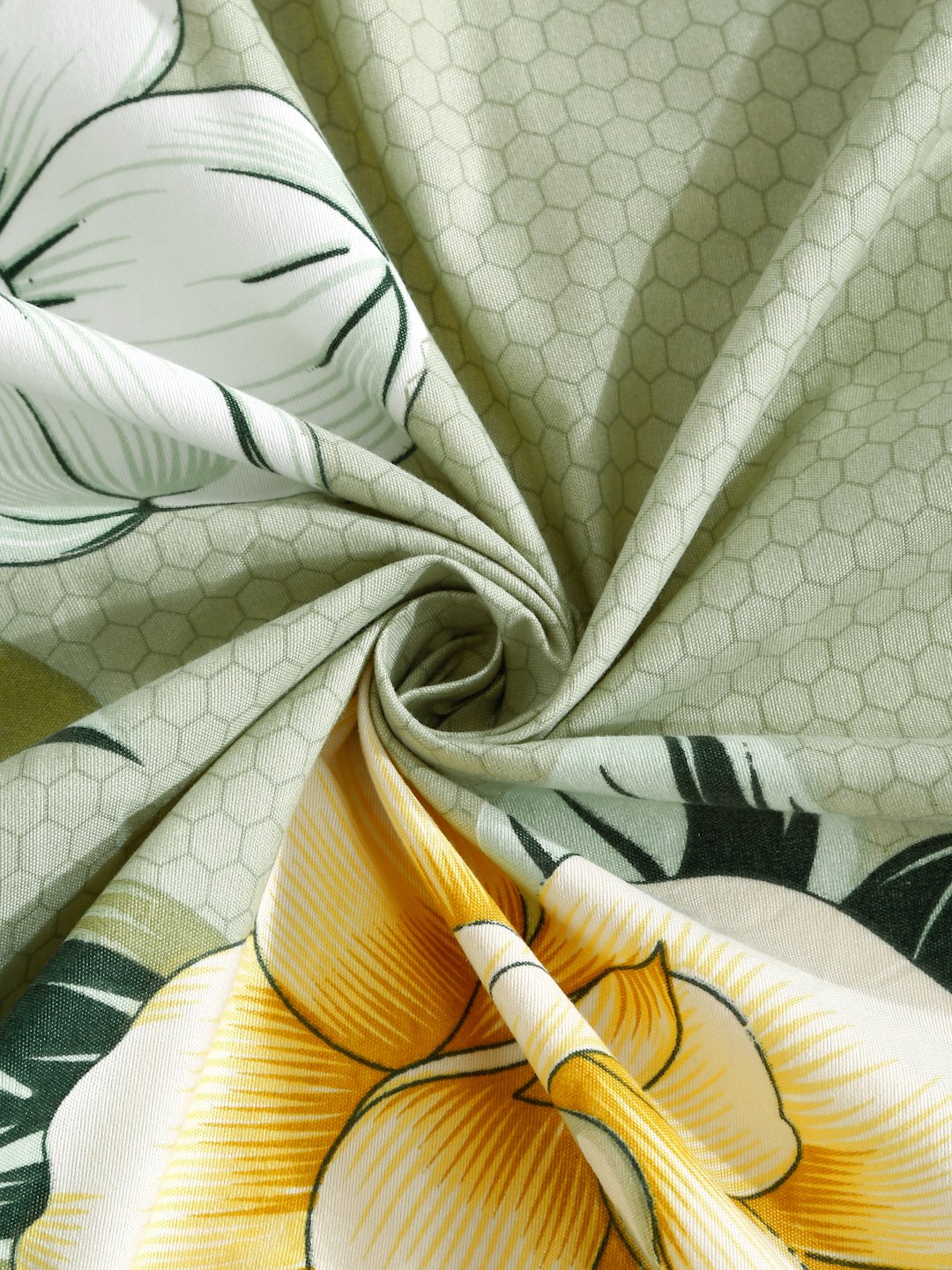 Green Floral 300 TC Cotton Blend Fitted Double Bedsheet with 2 Pillow Covers
