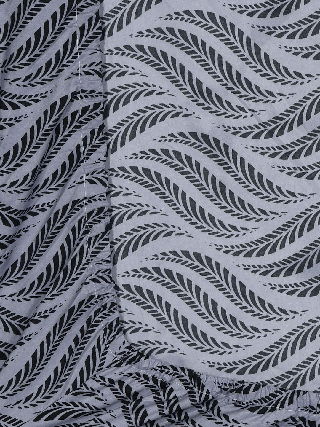Klotthe Multi Abstract 300 TC Cotton Blend Elasticated Double Bedsheet with 2 Pillow Covers