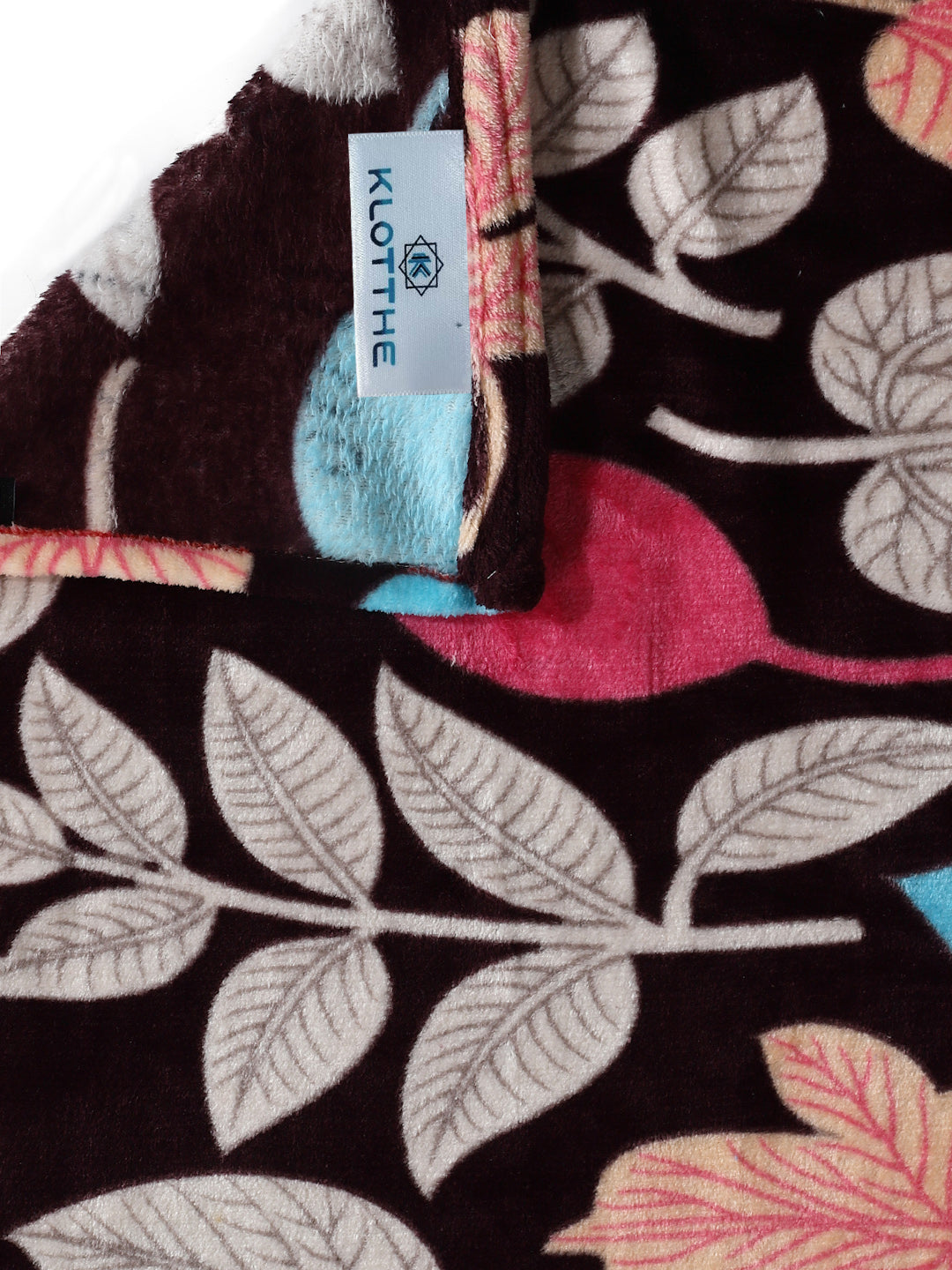 Klotthe Brown Printed Woolen Double Bed Sheet with 2 Pillow Covers
