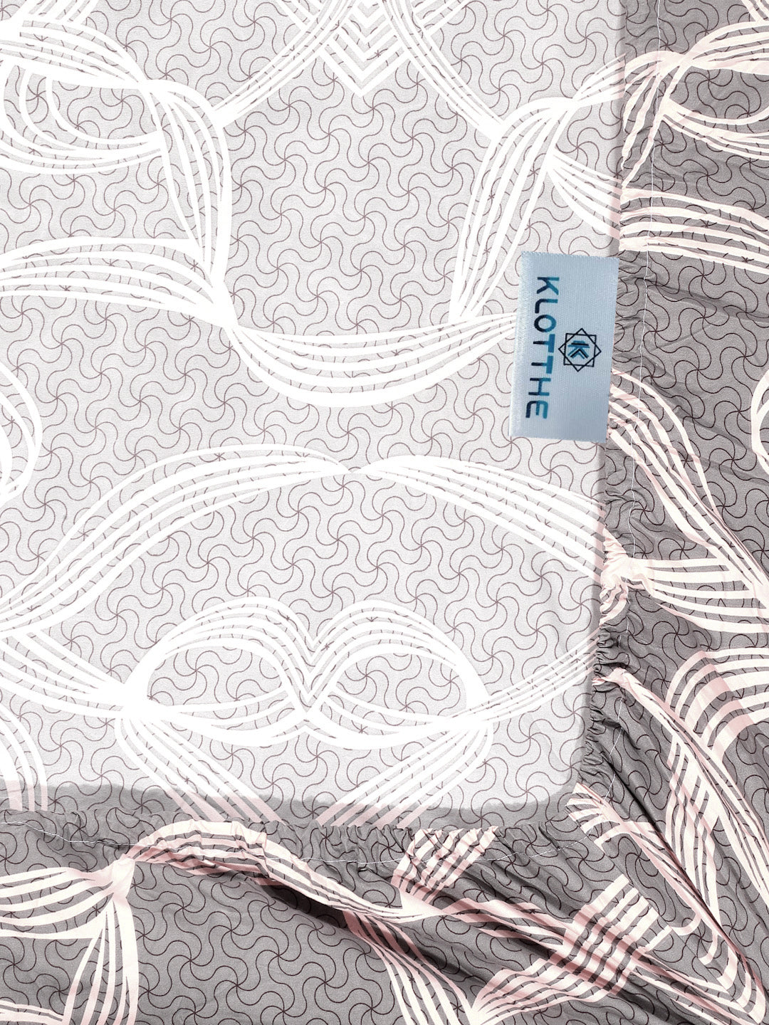 Klotthe Grey Abstract 300 TC Cotton Blend Fitted Double Bedsheet with 2 Pillow Covers