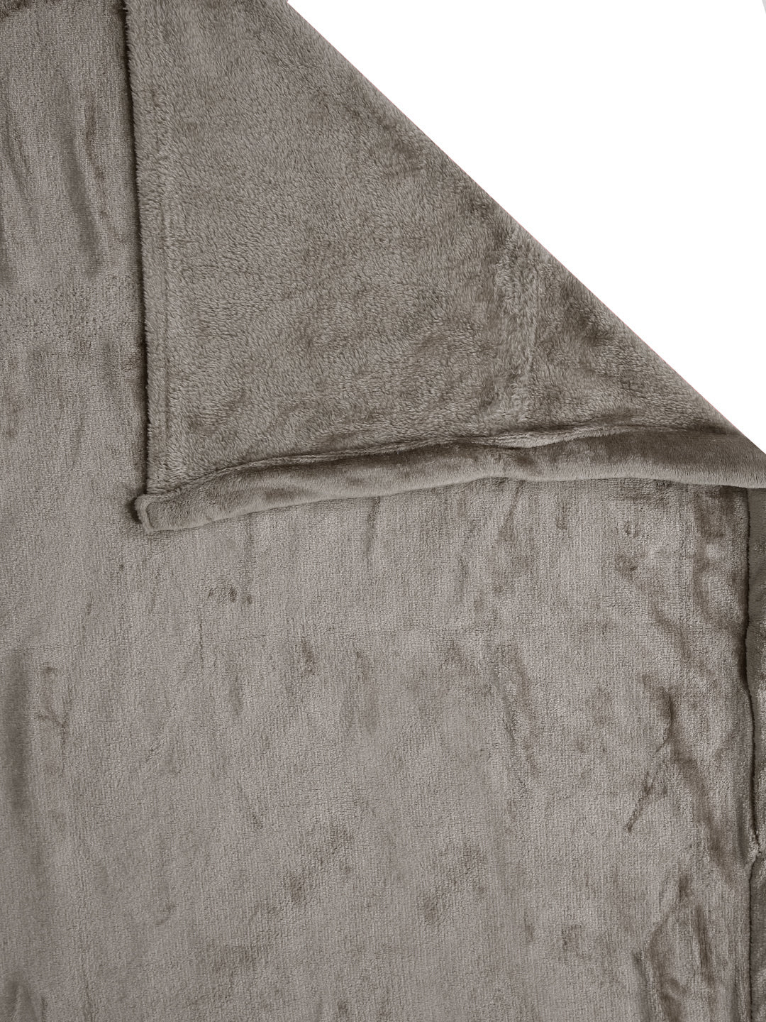 Winter Special Woolen Fleece King Size Bedsheets with 2 Pillow Covers by KLOTTHE®