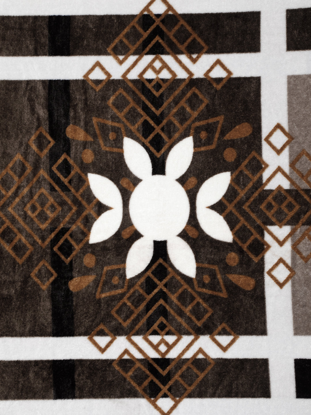 Klotthe Brown Floral Woolen Fitted Single Bed Sheet with Pillow Cover