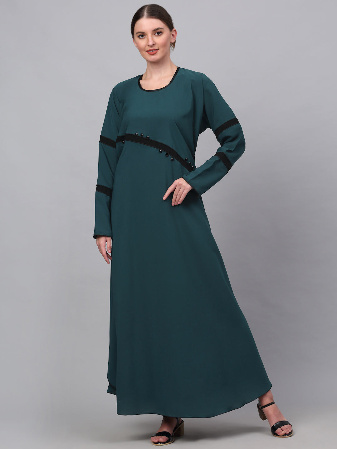 Klotthe Women Turq Embellished Burqa With Scarves