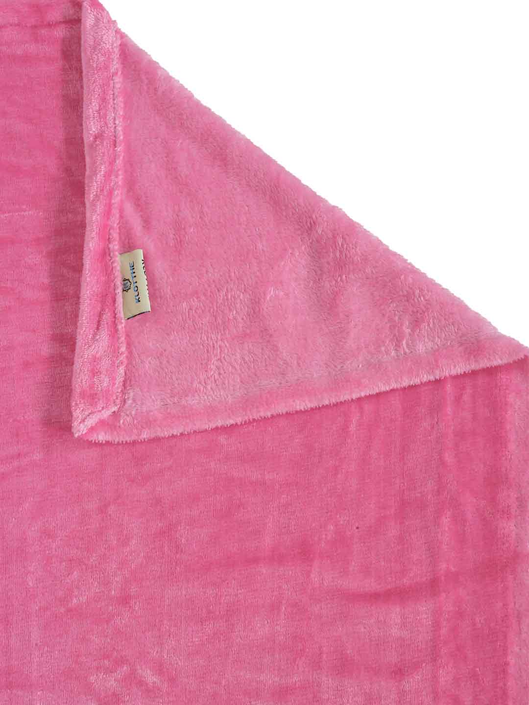 Klotthe Light Pink Solid Woolen Double Bed Sheet with 2 Pillow Covers