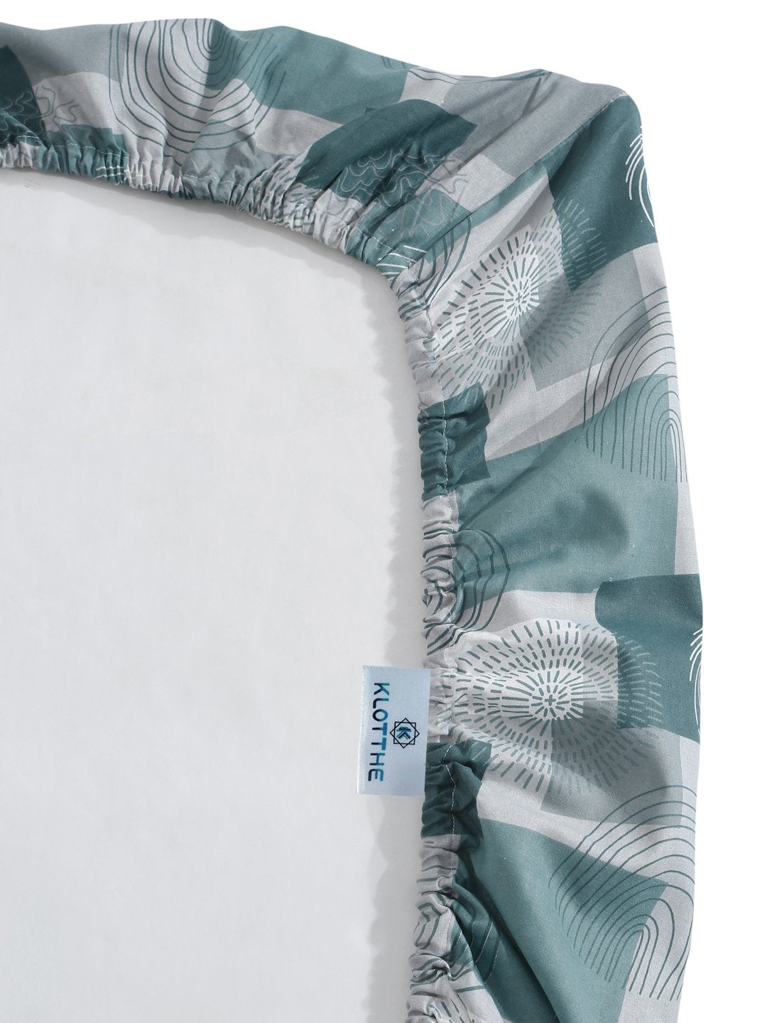 Green Geometric 400 TC Pure Cotton Fitted Double Bedsheet with 2 Pillow Covers