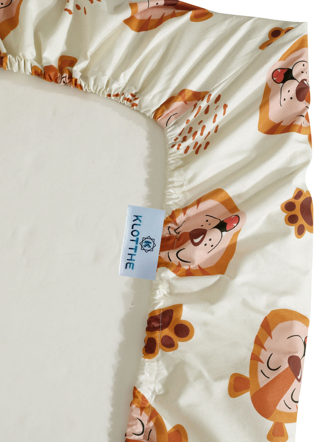 Klotthe Cream Cartoon Characters 400 TC Pure Cotton Fitted Double Bedsheet with 2 Pillow Covers