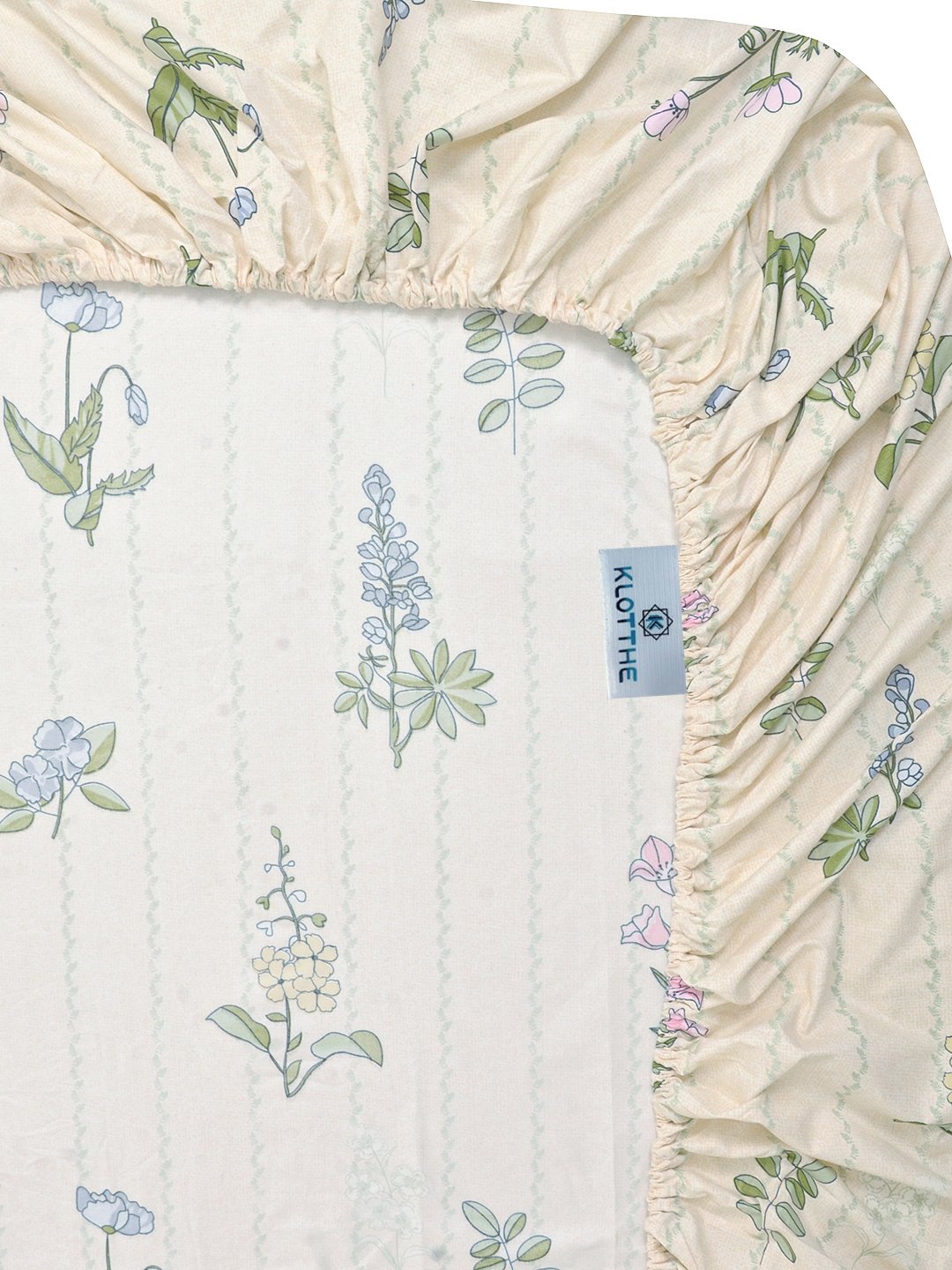 Cream Floral 300 TC Cotton Blend Fitted Double Bedsheet with 2 Pillow Covers