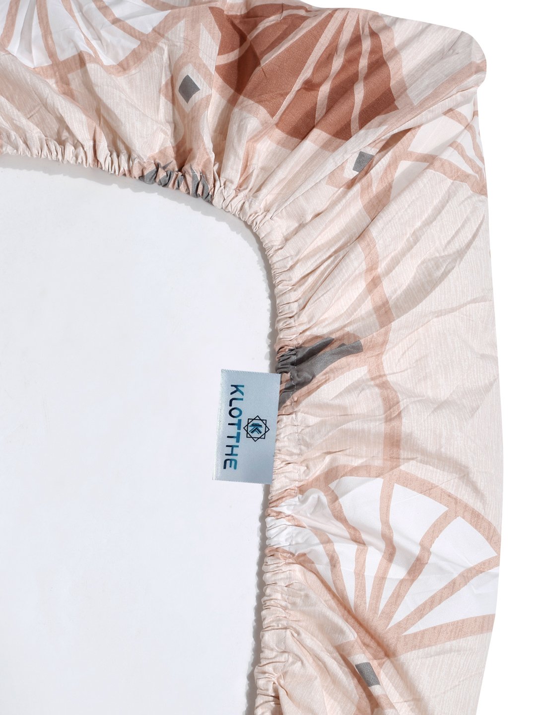 Cream Floral 300 TC Cotton Blend Fitted Double Bedsheet with 2 Pillow Covers