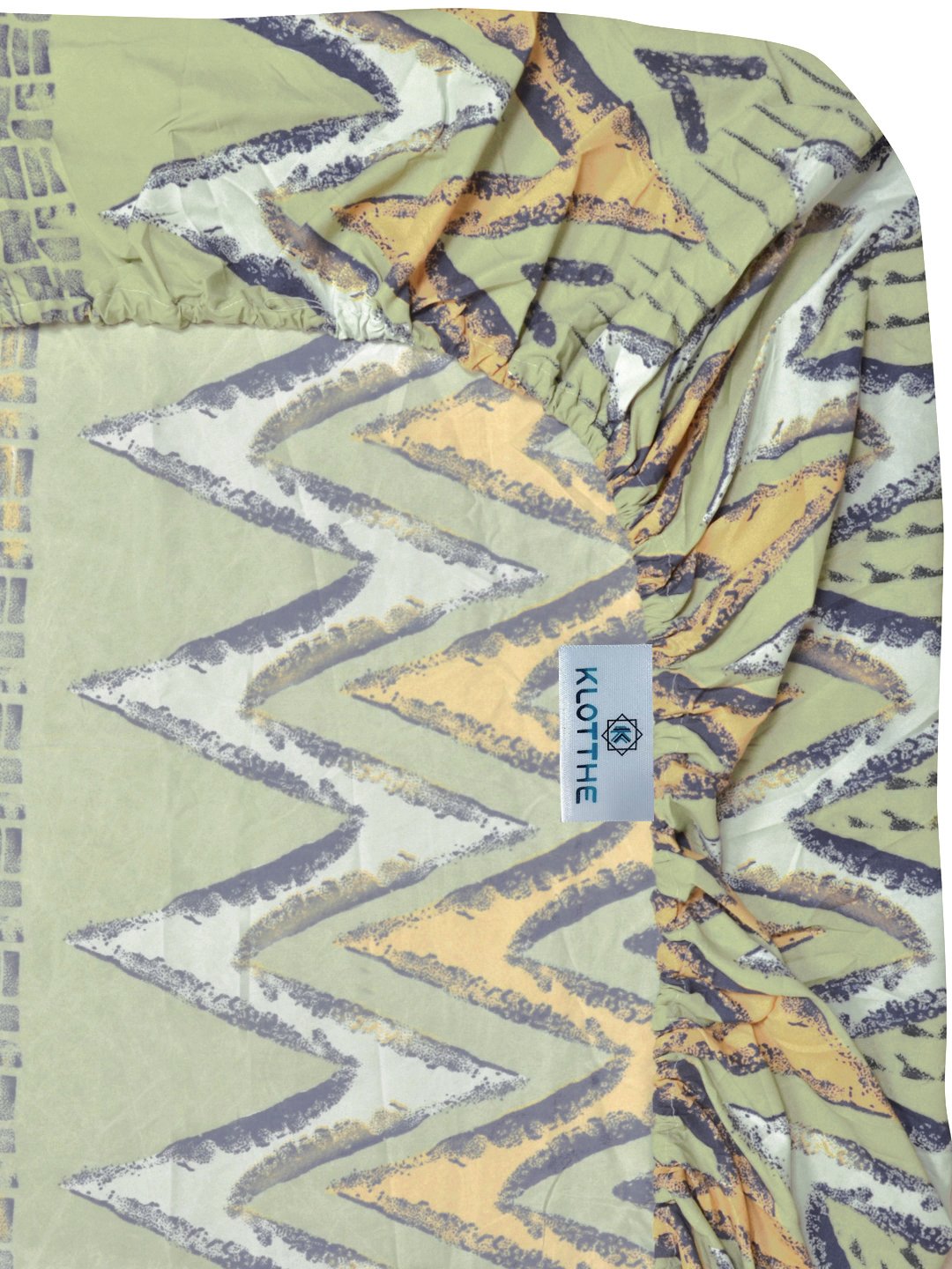 Green Geometric 300 TC Cotton Blend Fitted Double Bedsheet with 2 Pillow Covers