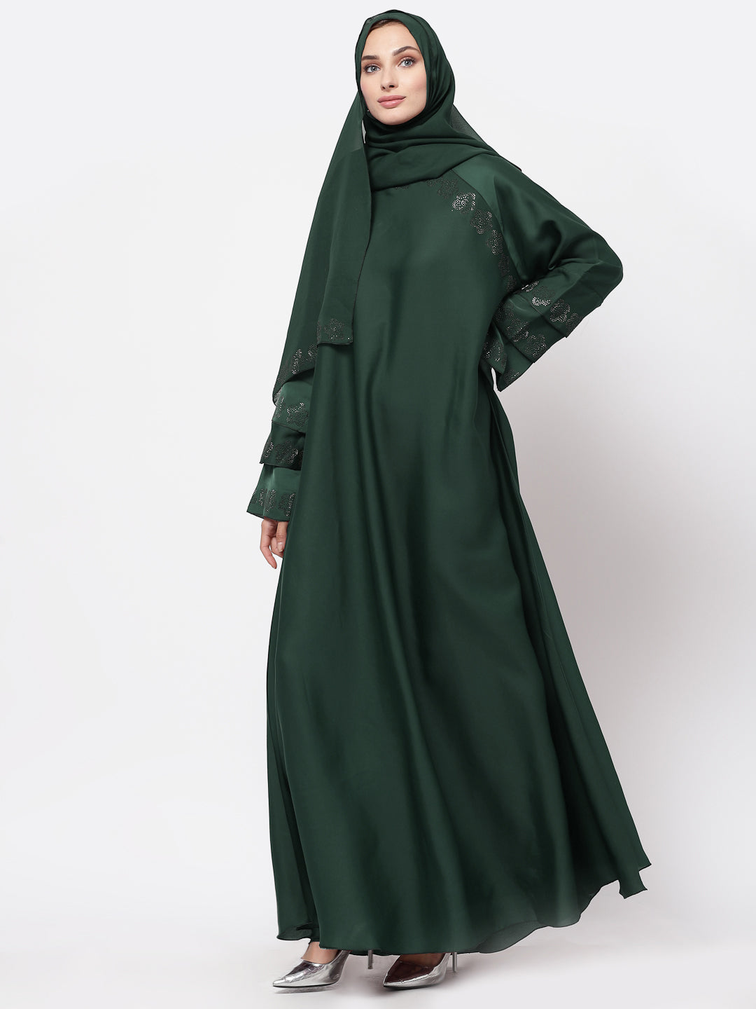 Klotthe Women Green Embellished Burqa With Scarves