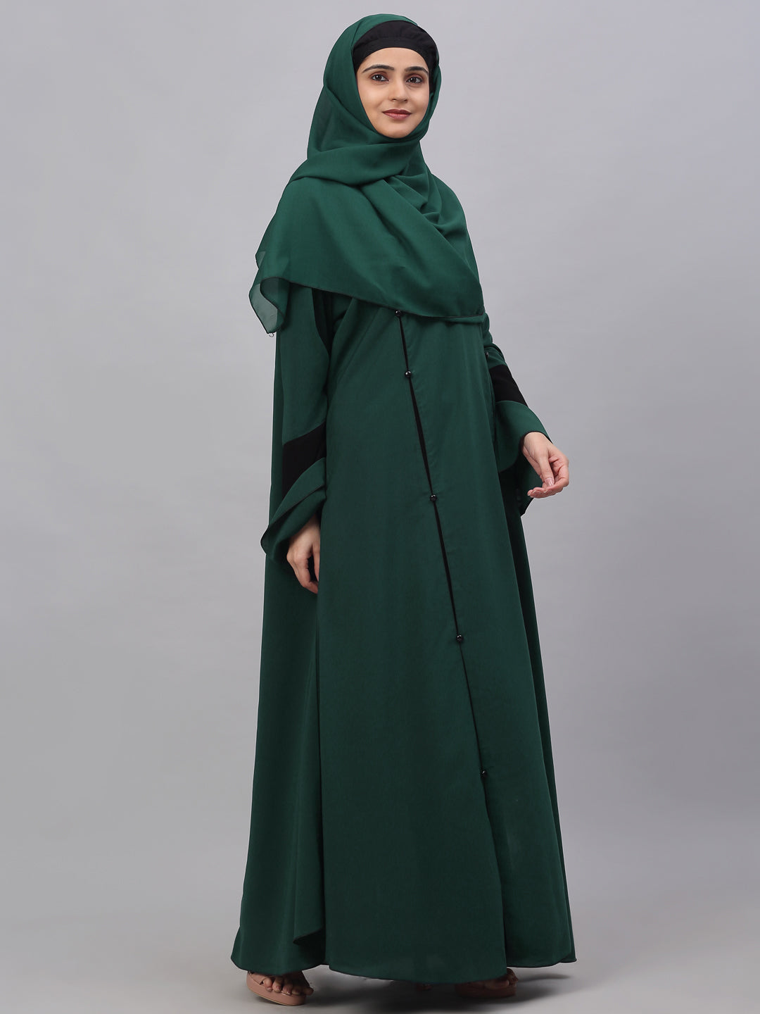 Klotthe Women Green Embellished Burqa With Scarves