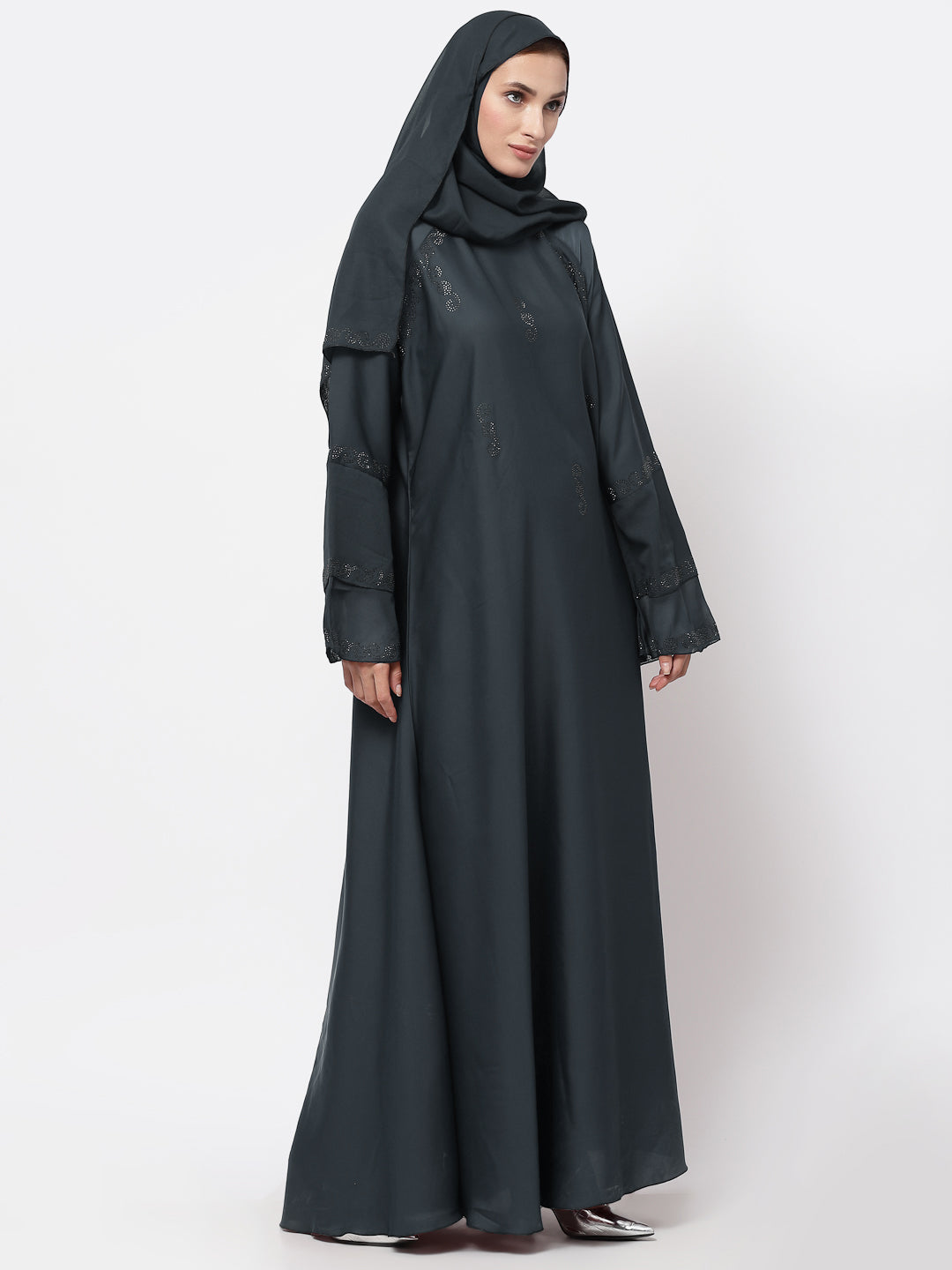 Klotthe Women Grey Embellished Burqa With Scarves