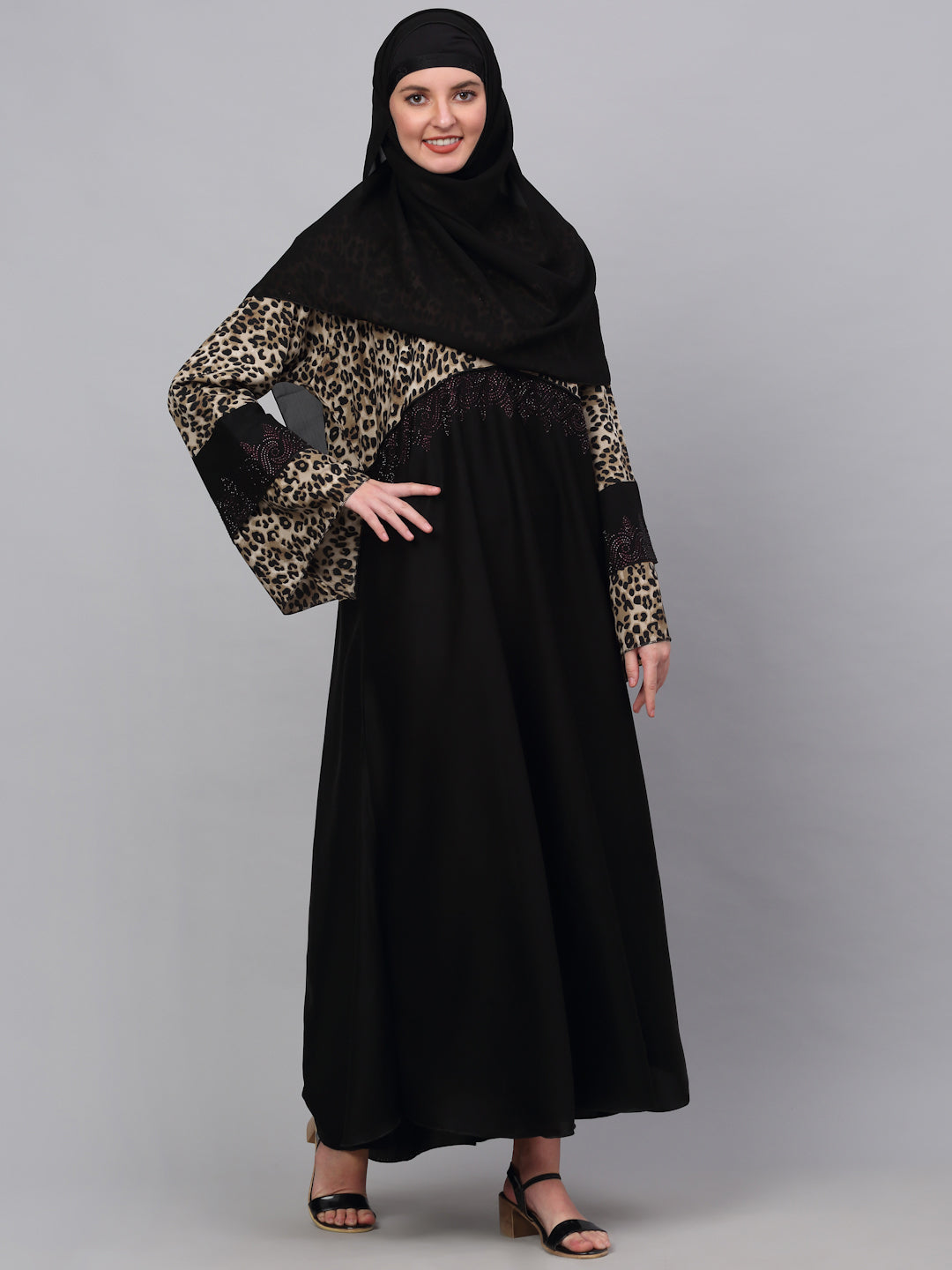 Klotthe Women Black Embellished Burqa With Scarves