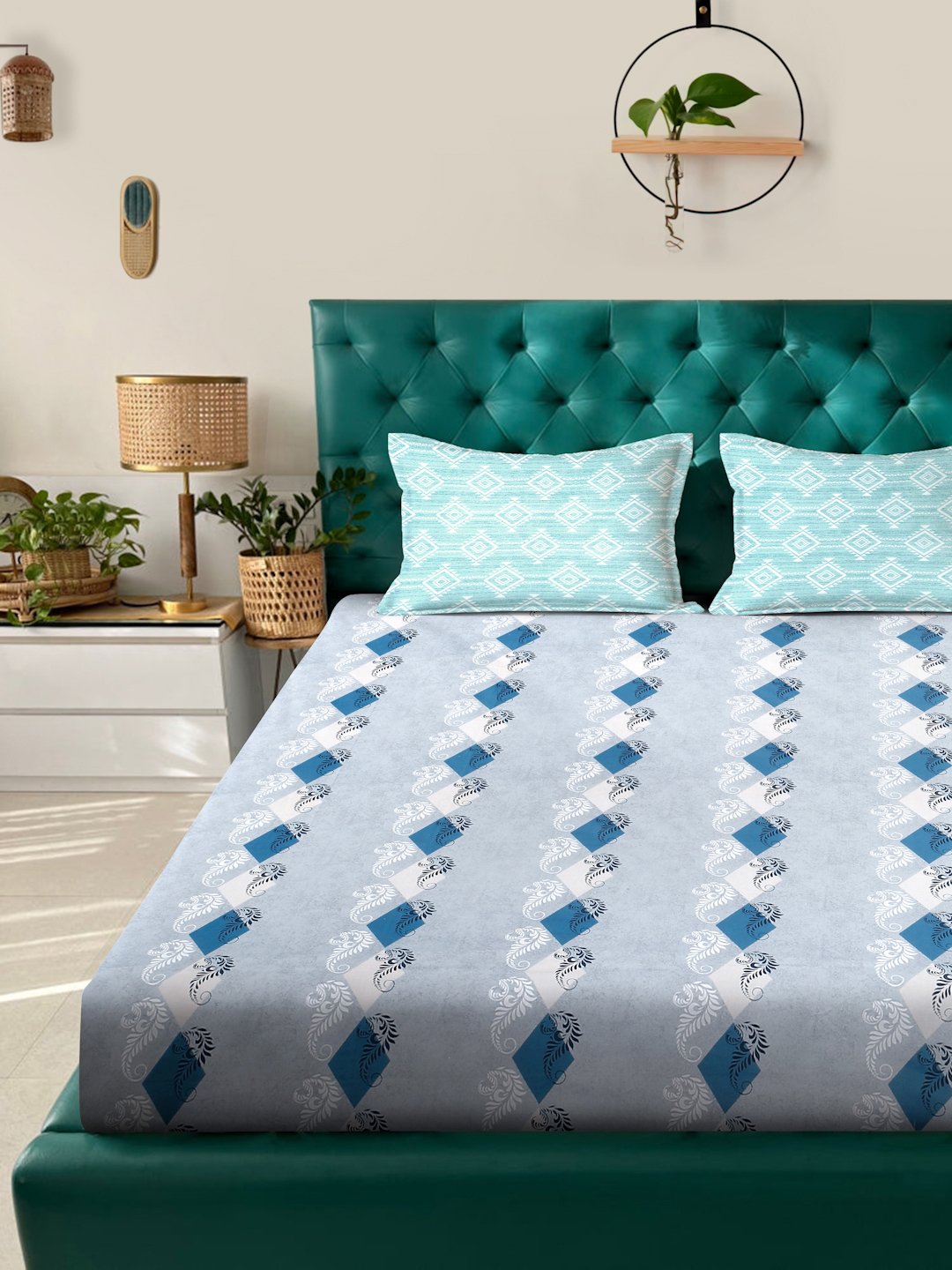 Grey Geometric 400 TC Pure Cotton Fitted Double Bedsheet with 2 Pillow Covers
