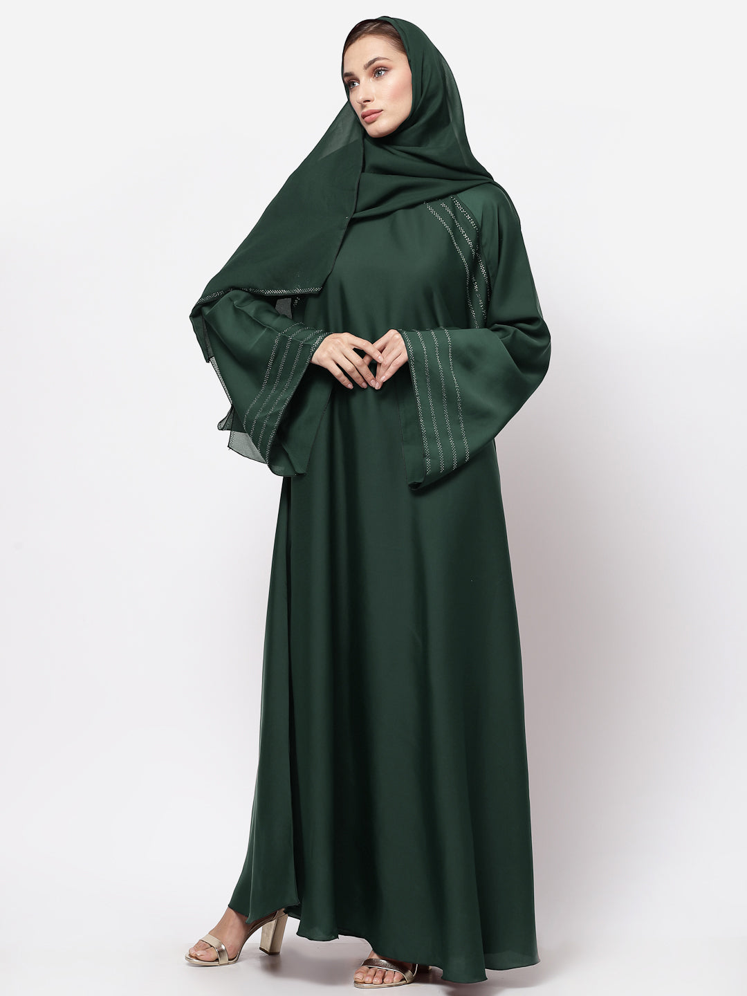 Klotthe Women Green Embellished Burqa With Scarves