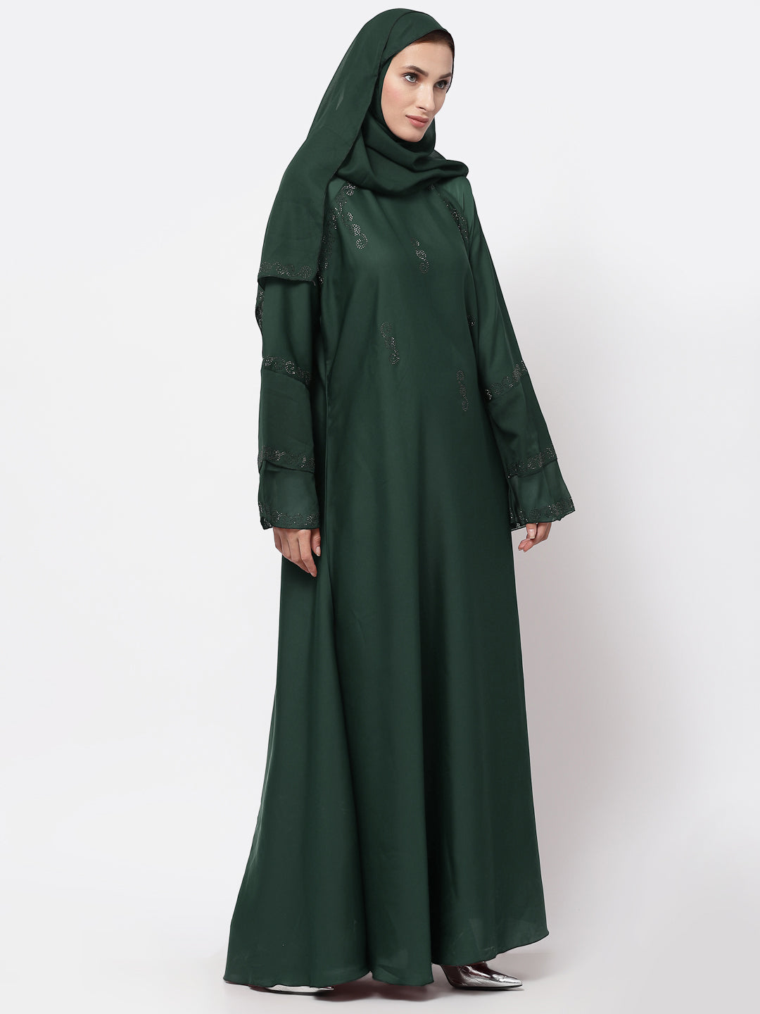 Klotthe Women Green Embellished Burqa With Scarves