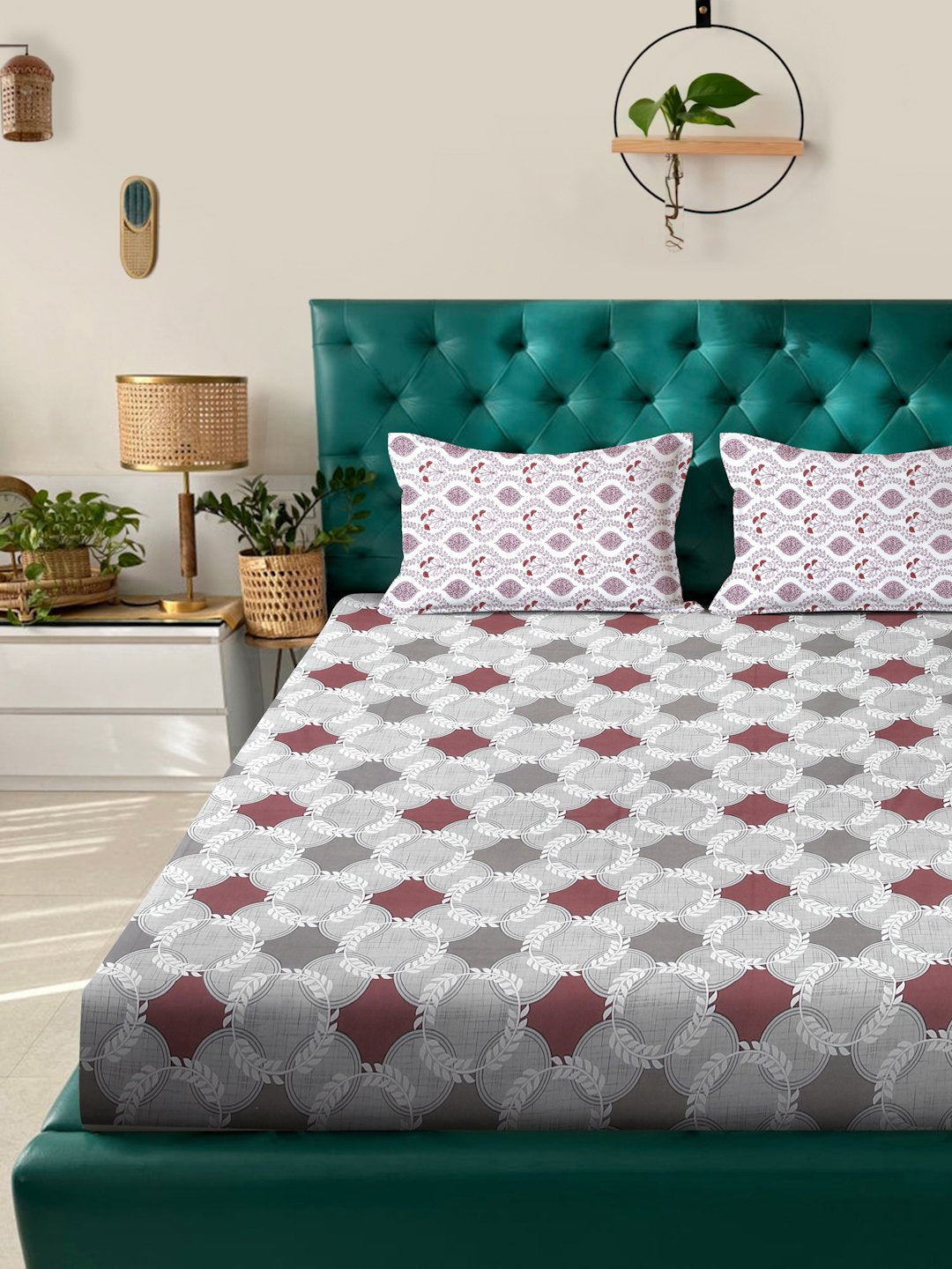 Grey Geometric 400 TC Pure Cotton Fitted Double Bedsheet with 2 Pillow Covers