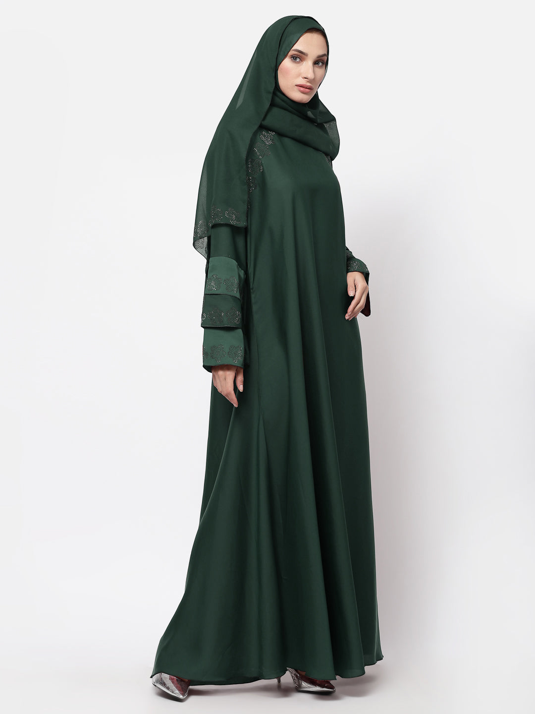 Klotthe Women Green Embellished Burqa With Scarves