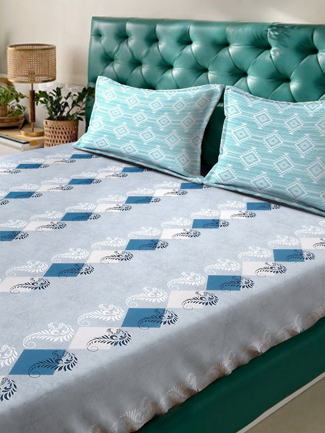 Grey Geometric 400 TC Pure Cotton Fitted Double Bedsheet with 2 Pillow Covers
