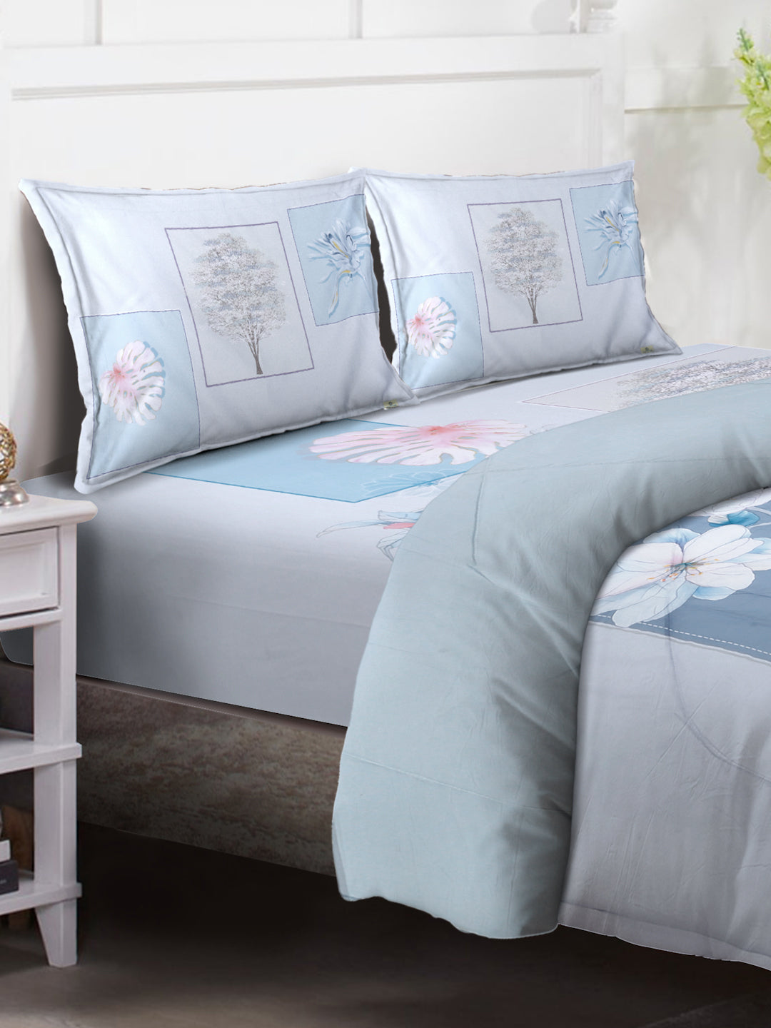 Klotthe Multicolor Floral Print Mild Winter Double King Bedding Set