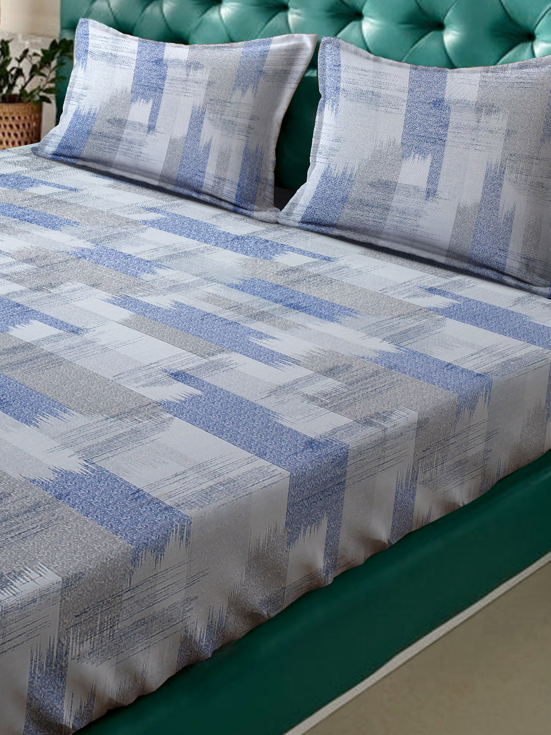 Klotthe Blue Geometric 400 TC Pure Cotton Fitted Double Bedsheet with 2 Pillow Covers