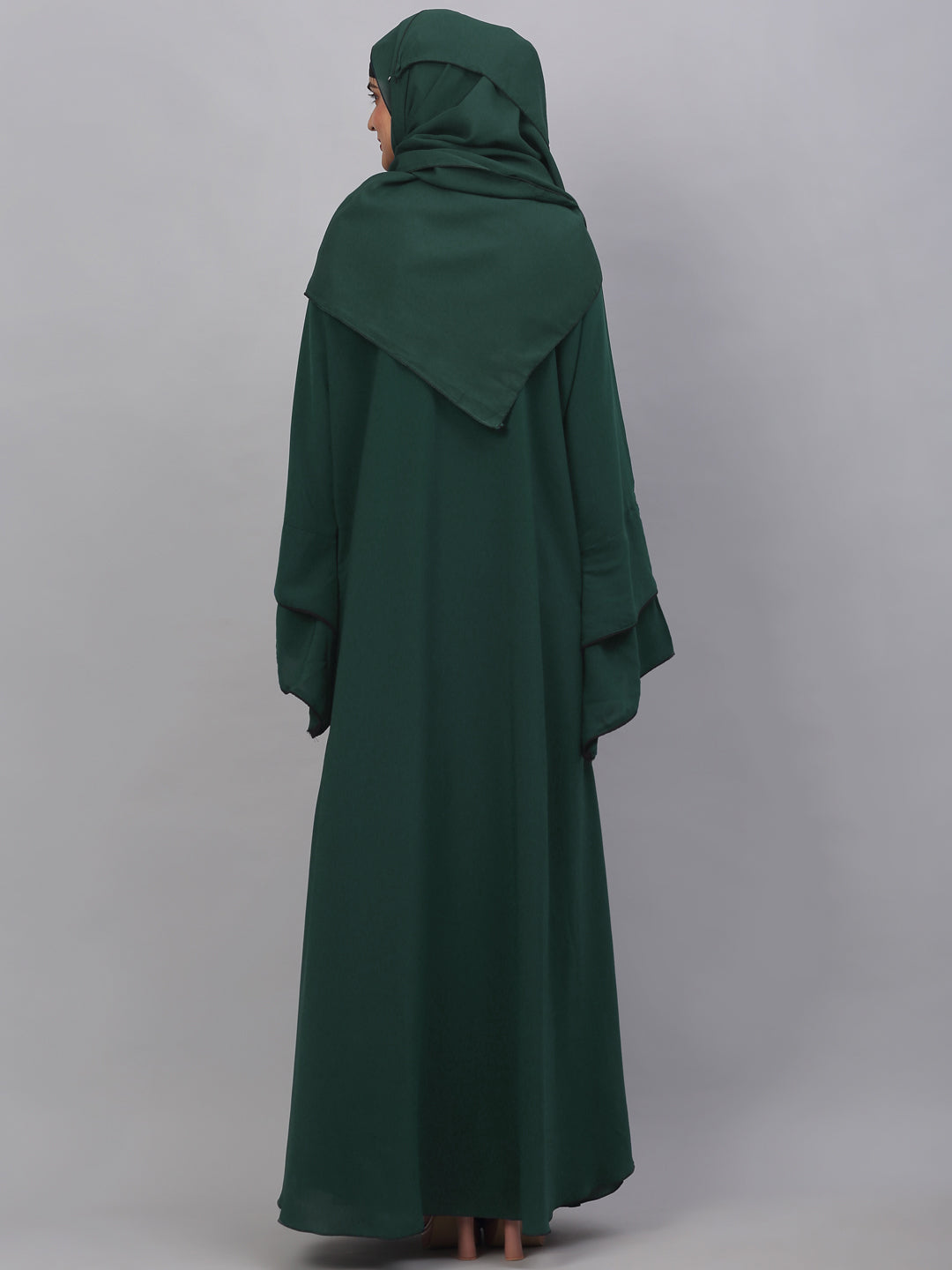 Klotthe Women Green Embellished Burqa With Scarves