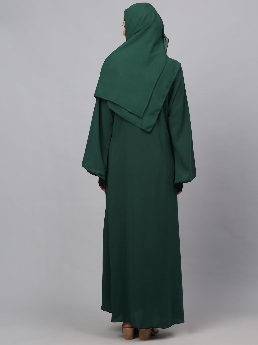 Klotthe Women Green Embellished Burqa With Scarves