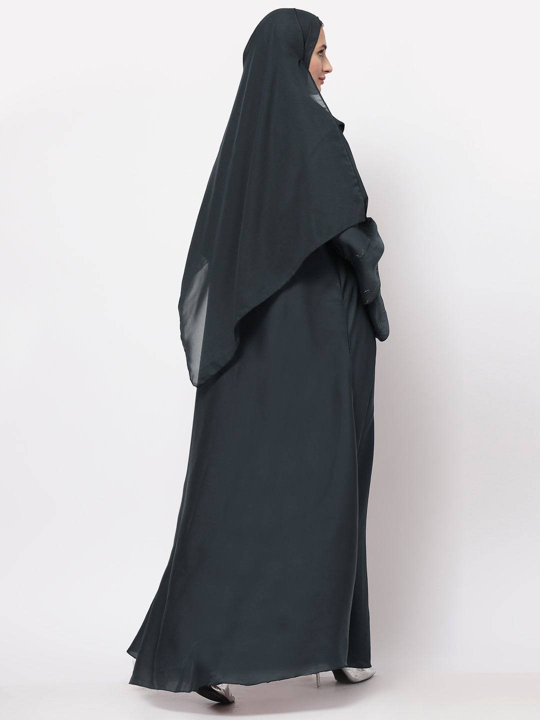 Klotthe Women Grey Embellished Burqa With Scarves