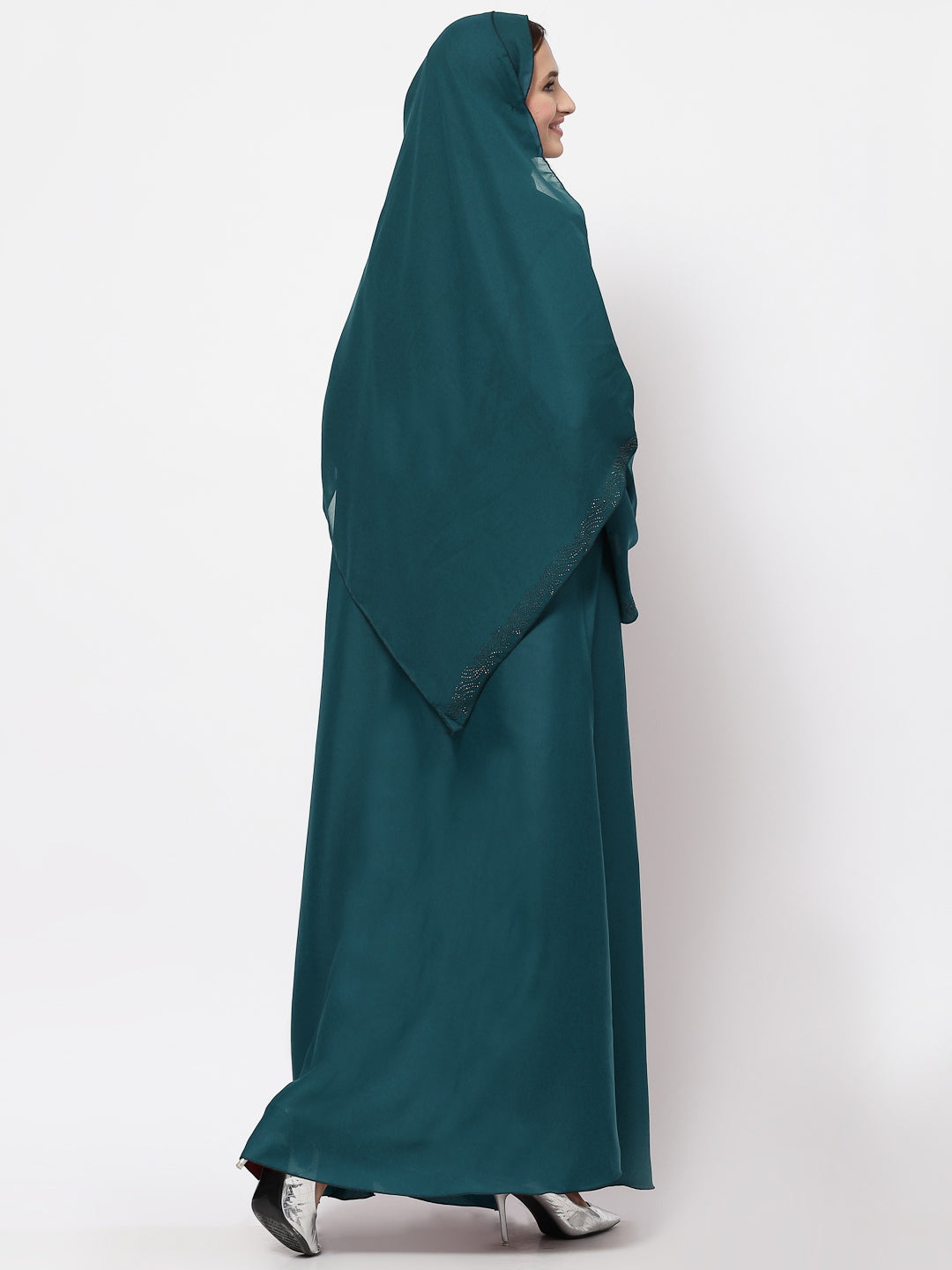 Klotthe Women Turquise Embellished Burqa With Scarves