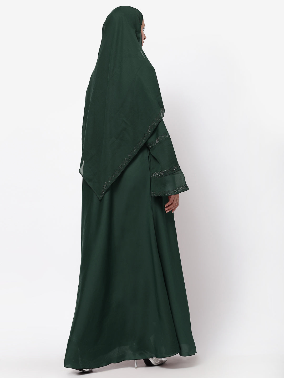Klotthe Women Green Embellished Burqa With Scarves