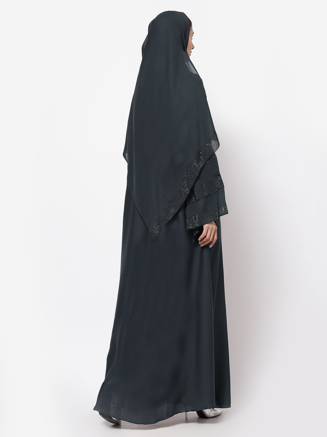 Klotthe Women Grey Embellished Burqa With Scarves