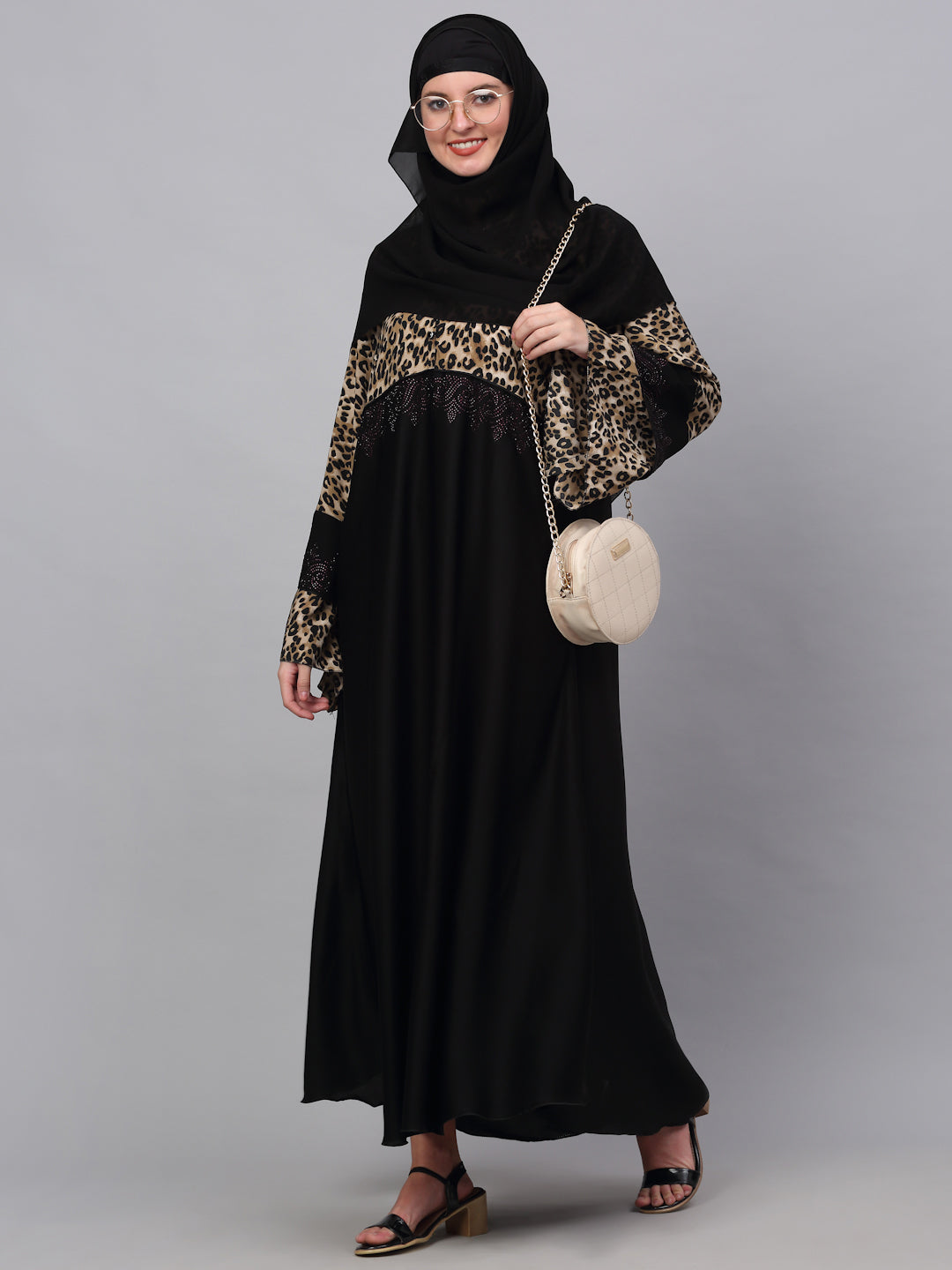 Klotthe Women Black Embellished Burqa With Scarves