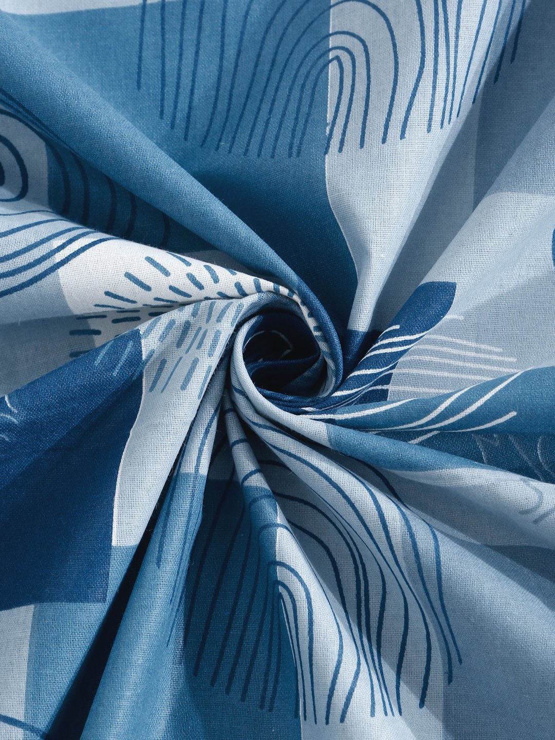 Blue Geometric 400 TC Pure Cotton Fitted Double Bedsheet with 2 Pillow Covers