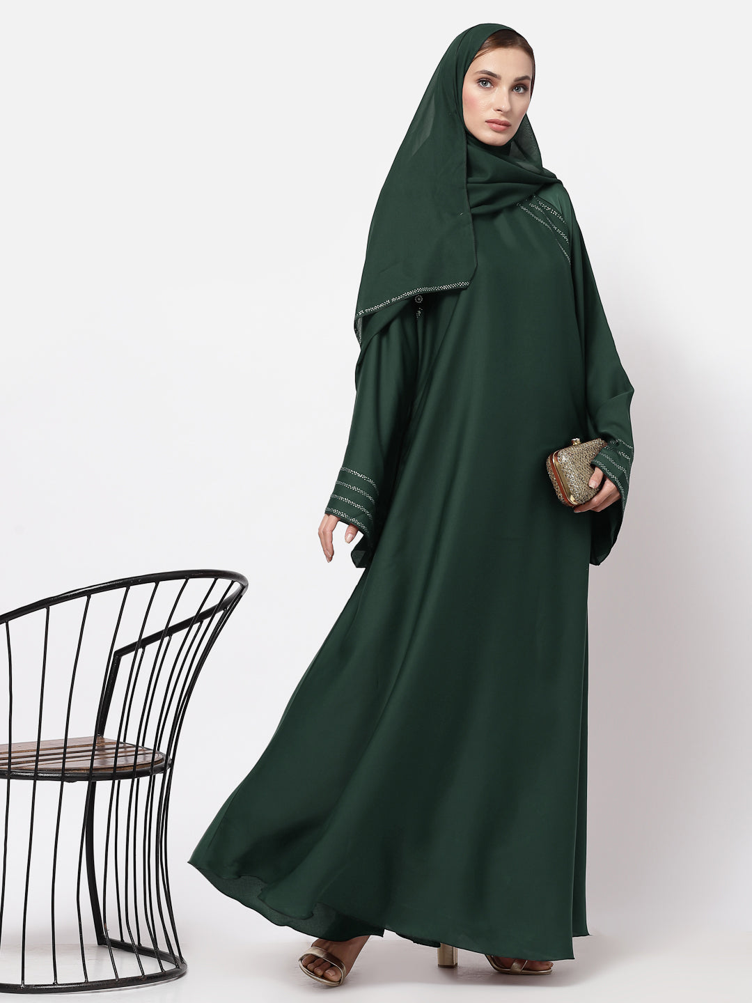 Klotthe Women Green Embellished Burqa With Scarves