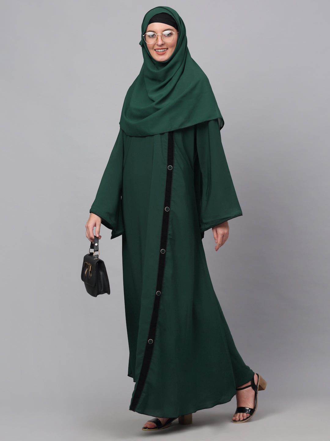 Klotthe Women Green Embellished Burqa With Scarves