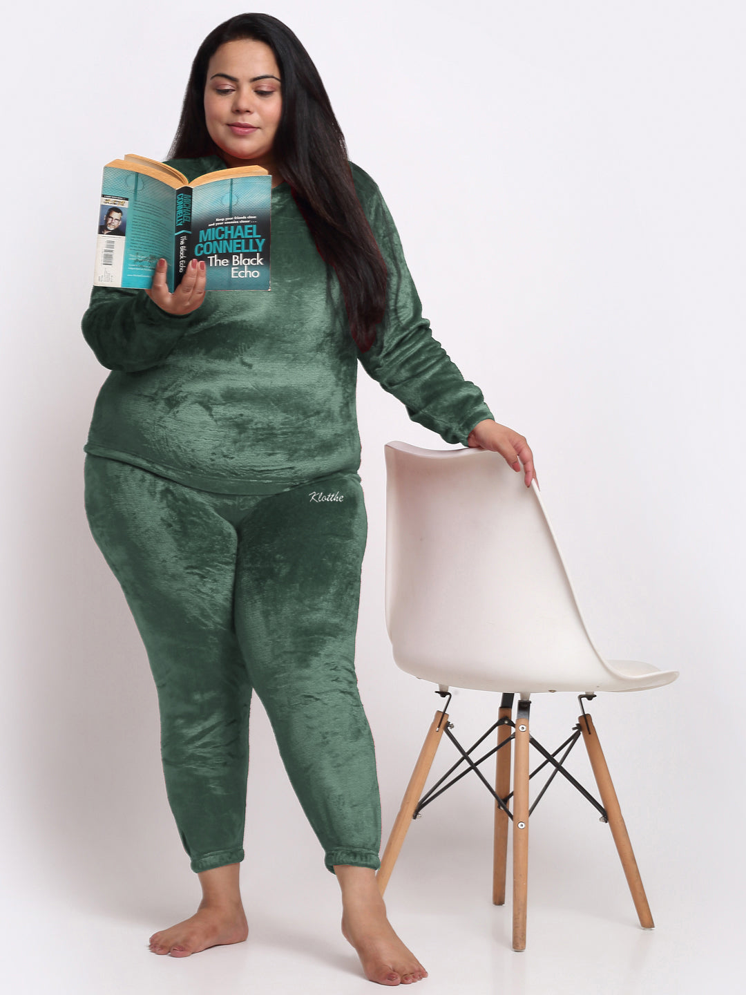 Klotthe Women Green Solid Wool Blend Night Suit