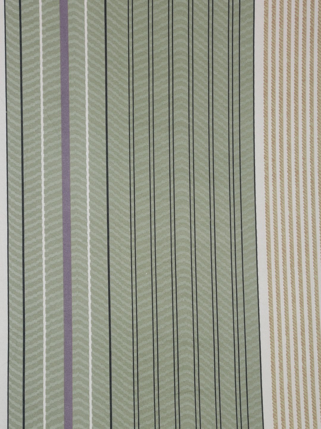 Green Striped 300 TC Cotton Blend Fitted Double Bedsheet with 2 Pillow Covers