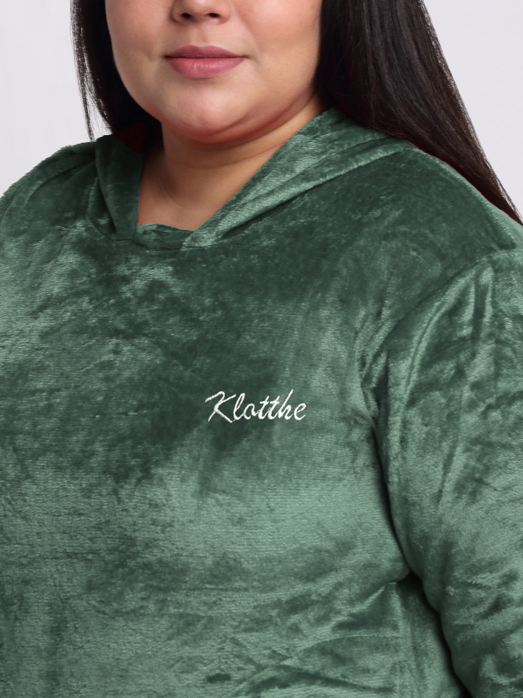 Klotthe Women Green Solid Wool Blend Hooded Night Suit