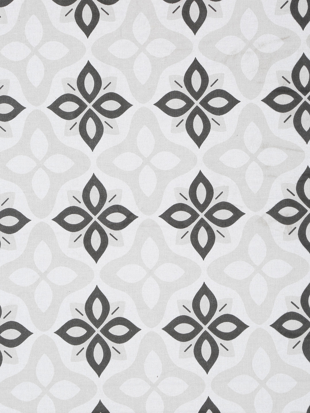 Klotthe Black Geometric 400 TC Pure Cotton Fitted Super King Double Bedsheet with 2 Pillow covers