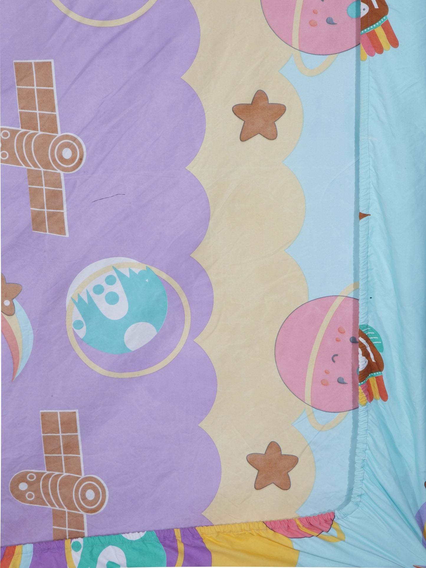 Klotthe Multicolor Cartoon Print Cotton Blend Elasticated Double BedSheet With 2 Pillow Covers
