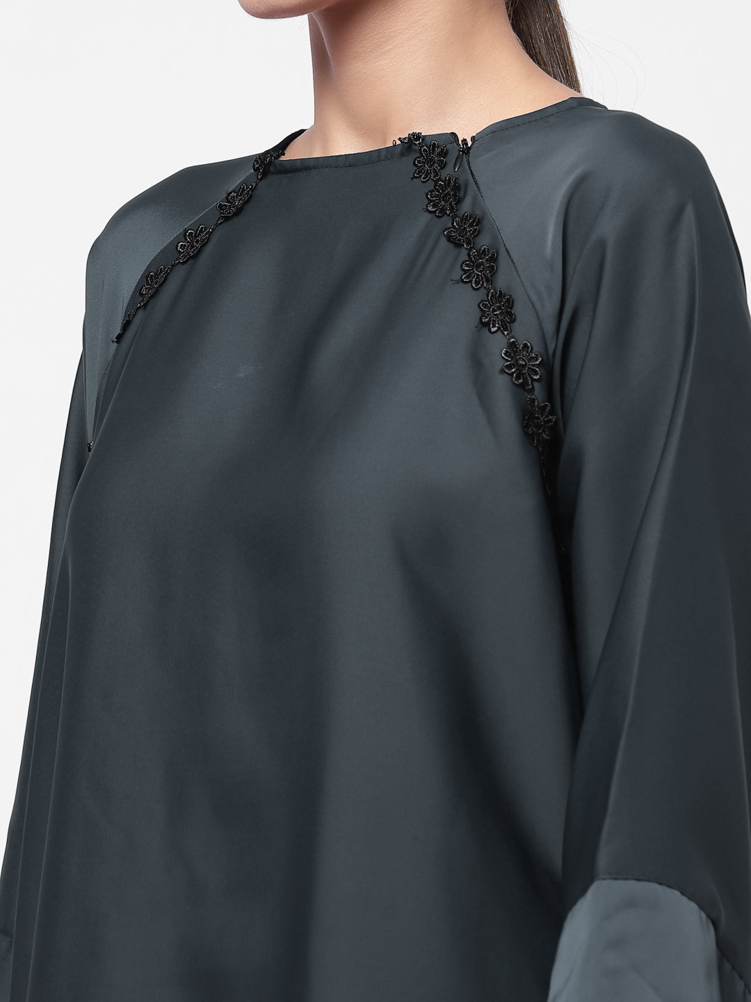 Klotthe Women Grey Embellished Burqa With Scarves