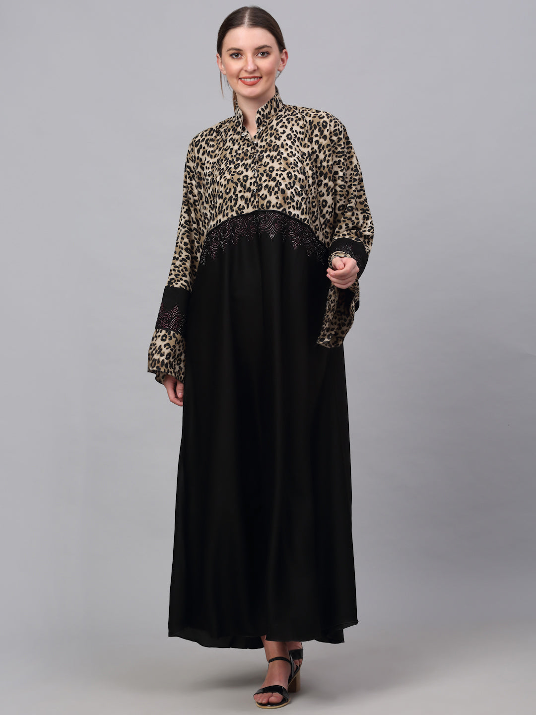 Klotthe Women Black Embellished Burqa With Scarves