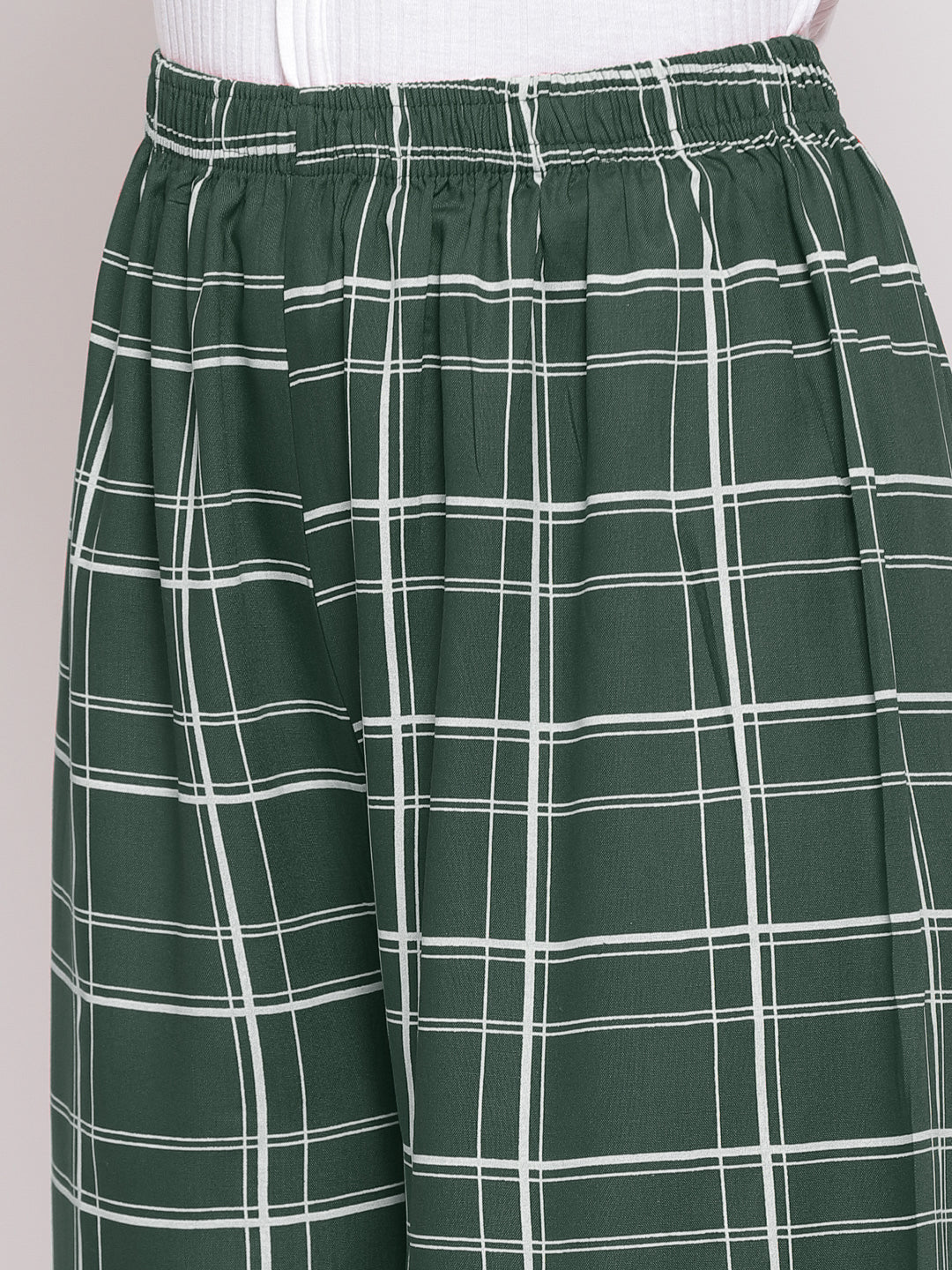 KLOTTHE Women Green Wide Leg Palazzos