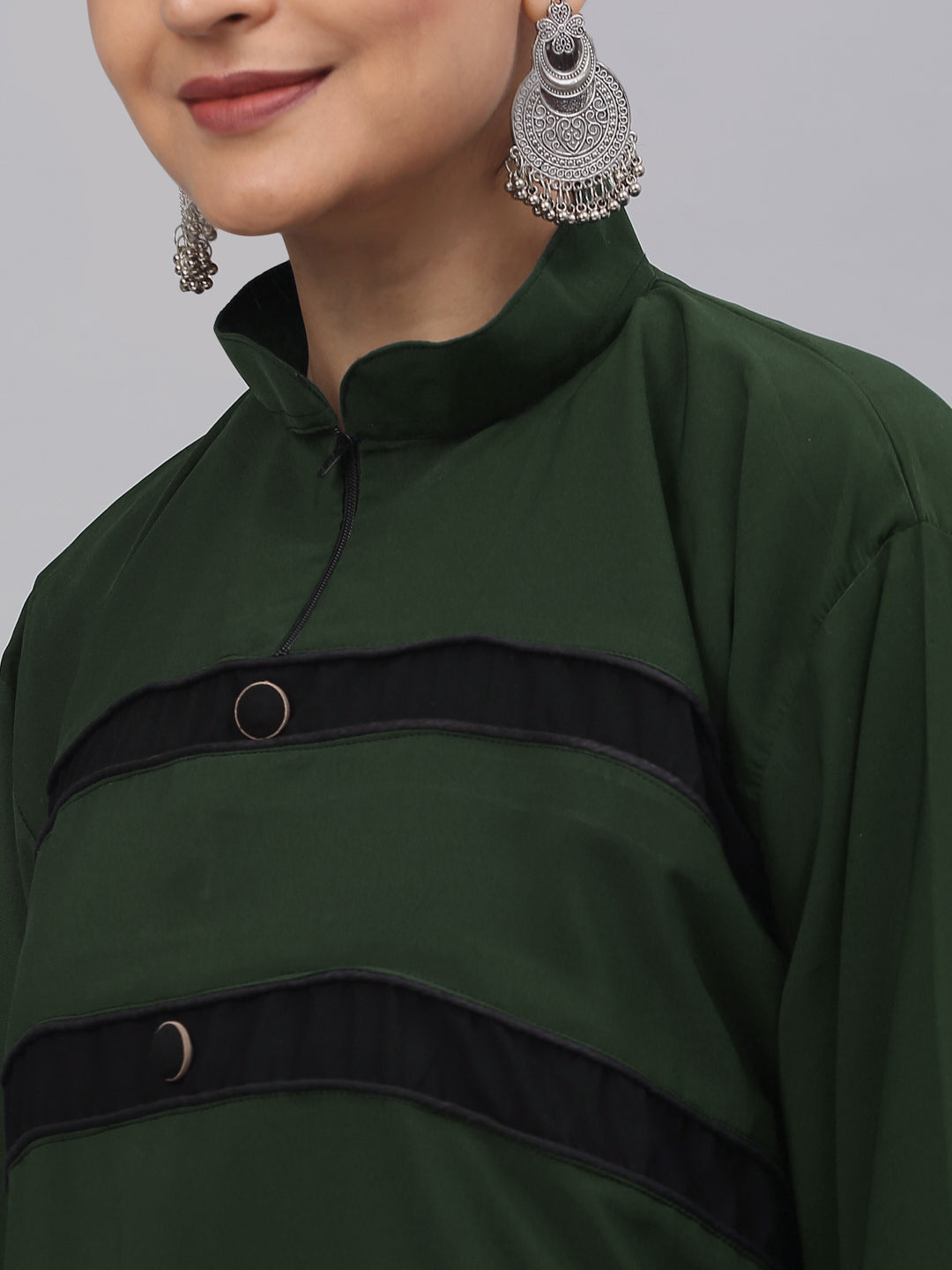 Klotthe Women Olive Embellished Burqa With Scarves